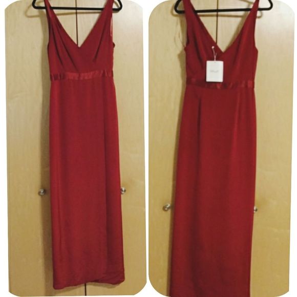 Diane von FurstenbergRed Asymmetric Side - Picture 2 of 10